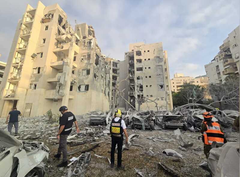 Irán bombardeó el sur israelí tras expirar el “alto al fuego total” anunciado por Trump 4 israel2 - 3