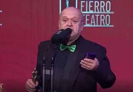 El misionero Iván Moschner ganó el Martín Fierro al mejor actor de reparto en teatro Ivan Moschner