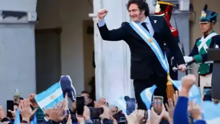 javier milei consejo de mayo - 5