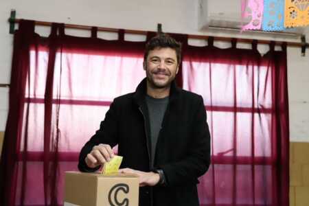 Santa Fe: Monteverde se impuso en Rosario y el peronismo ganó en cinco grandes ciudades En la ciudad de Rosario, el candidato del frente Más para Santa Fe, Juan Monteverde, encabezaba la elección a concejal con el 30,43% de los votos