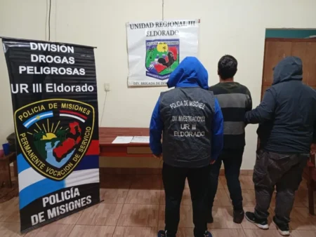 Arrestaron en Eldorado a un dealer cuando vendía cocaína en la calle md 9 - 7