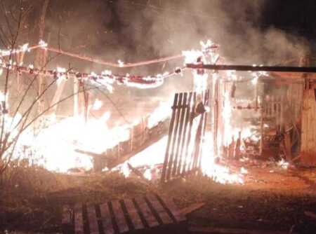 En Oberá un incendio consumió una casa en barrio El Progreso obera