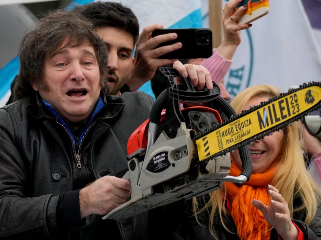 Misiones frente al ajuste: ¿quién defenderá el Estado en octubre? 1 En ese sentido, quedó claro que el presidente Milei, en la profunda soledad de sus ideas, decidió que la Argentina no necesita un Estado.