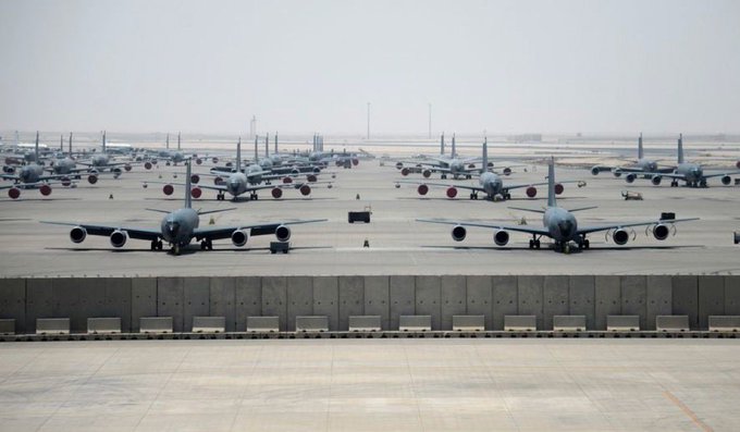Irán atacó con misiles base militar de EE.UU. en Qatar en represalia por bombardeos a instalaciones nucleares 3 El gobierno de Qatar anunció este lunes la suspensión temporal de su navegación aérea luego de que el sistema de defensa antiaérea del país interceptara misiles “sospechosos”. En la zona está la mayor base de EEUU en la región