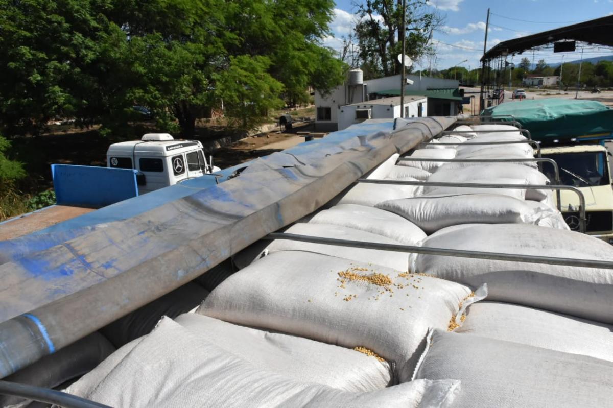 El juicio a exjefes de GNA acusados de contrabando tendrá su veredicto el 24 de junio 4 soja de contrabando 966785 190955 - 3