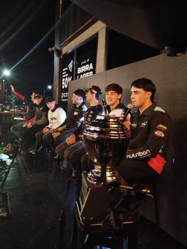 Los pilotos del TC ofrecieron una conferencia de prensa