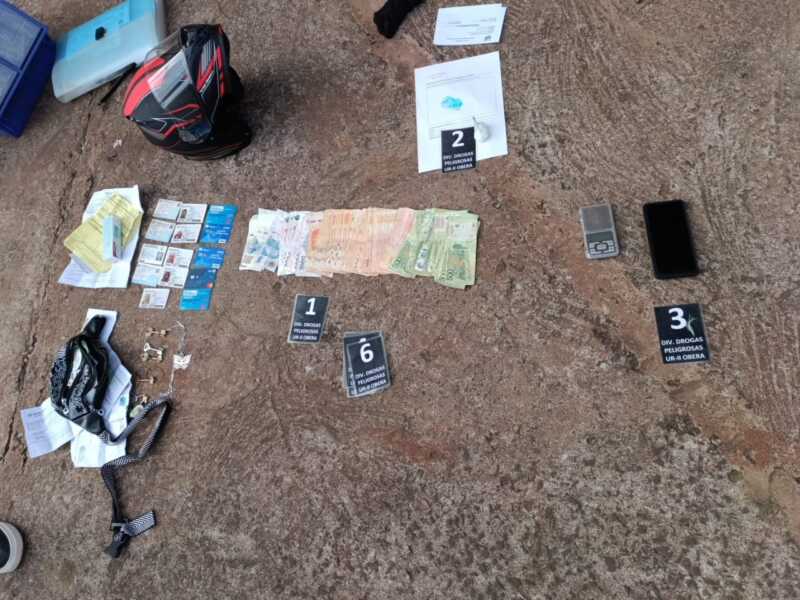 Oberá: Detienen a una narcodelivery tras una persecución por pleno centro 2 5437dfc6 4aed 4b28 95f5 de0816ce3b72 - 1