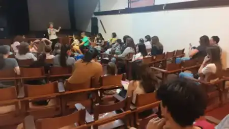 Arrancaron las vacaciones con cuentos, talleres y cine en la Biblioteca Popular Posadas Posadas Biblioteca Popular
