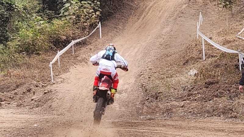 Enduro: El Sartori Moto Racing brilló en la 4ta del Classic Series 3 Enduro 2 - 2
