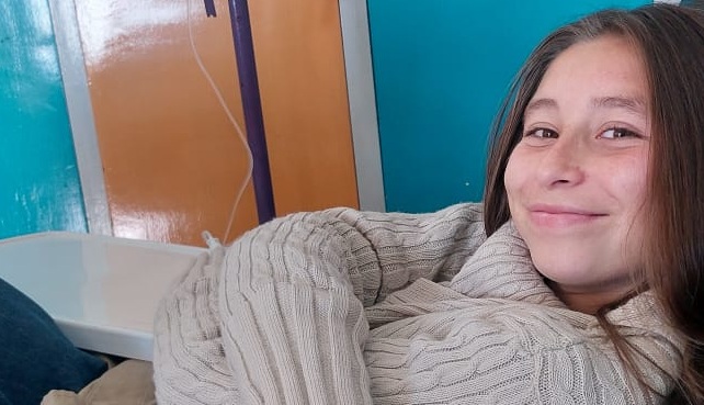 Familia misionera clama por ayuda para costear tratamiento de su hija con enfermedad rara Familia