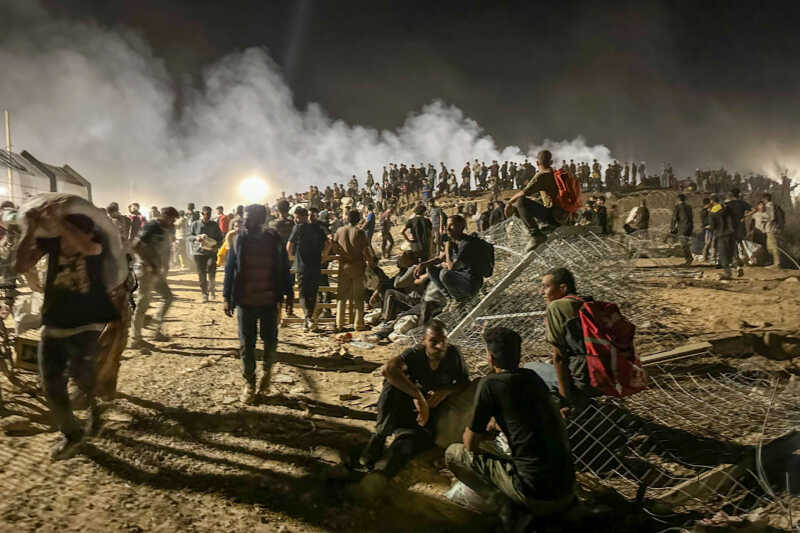 Israel atacó 130 blancos en Gaza y dejó 33 muertos 4 Las fuerzas israelíes señalaron que los ataques tuvieron como blancos estructuras de comando y control, depósitos de armas, lanzadores de cohetes