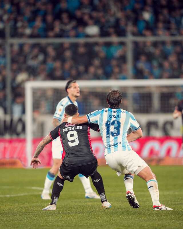 Barracas sorprendió a Racing en un final lleno de polémicas 5 Gvs2uf2WkAEcTOL - 4