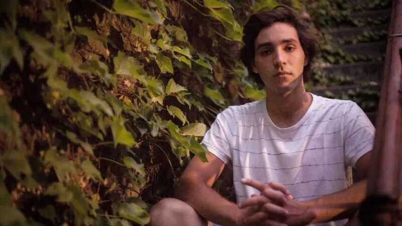 Denuncia falsa: el testimonio desgarrador de dos hermanos 2 Tomás Ghisoni, el hermano menor, publicó un video donde confesó que fue manipulado por su madre para denunciar falsamente a su padre