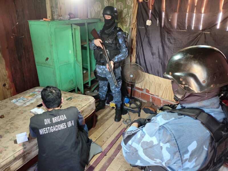Narcomenudeo en Iguazú: tres allanamientos y detenidos