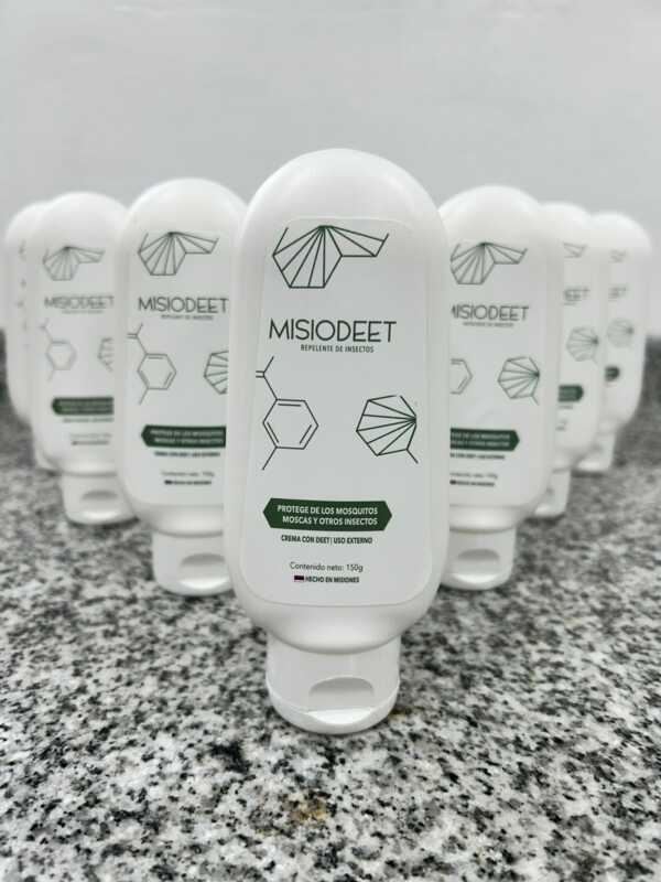 Misiones lanza MisioDEET, su propio repelente: “Nos preparamos con un producto efectivo” 9 MisioDEET 6 - 8