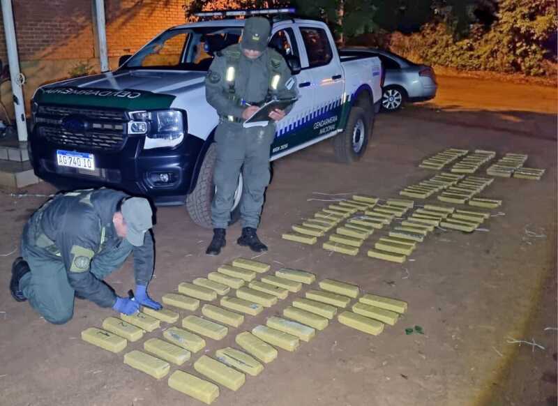 Golpe al narcotráfico en Misiones: incautan casi 400 kilos de marihuana 2 Misiones