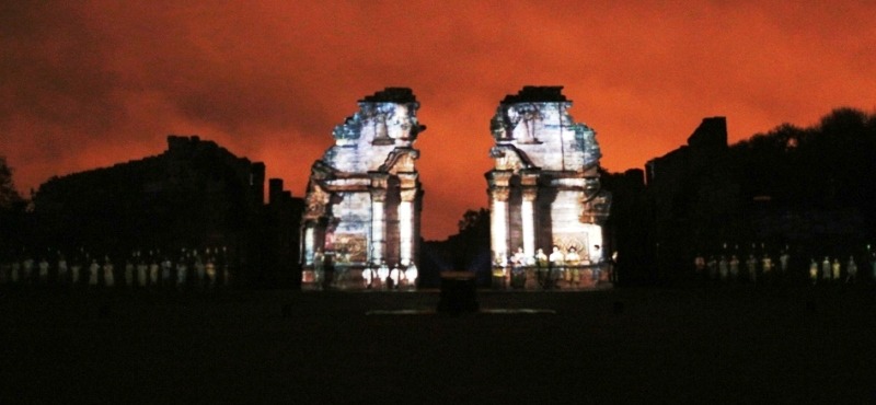 Vacaciones de invierno en Misiones: San Ignacio suma funciones del espectáculo nocturno de luces 2 San Ignacio 1 - 1