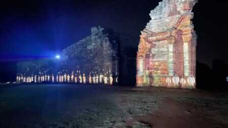 Vacaciones de invierno en Misiones: San Ignacio suma funciones del espectáculo nocturno de luces San Ignacio en vacaciones de invierno