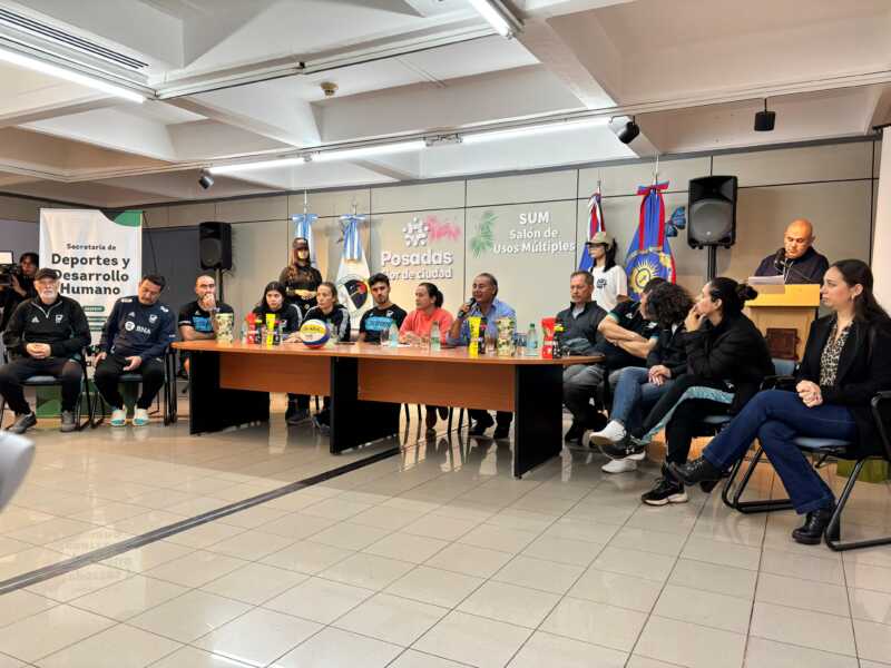 La Selección Argentina de Beach Vóley desembarcó en Posadas: “Lo soñamos con el corazón” 7 WhatsApp Image 2025 07 17 at 11.21.31 - 6