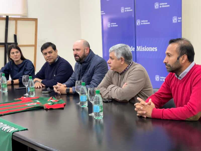 Se viene la 12° Copa Ciudad de Posadas: “La única manera de contener a los chicos es competir” 4 WhatsApp Image 2025 07 17 at 11.21.35 - 3