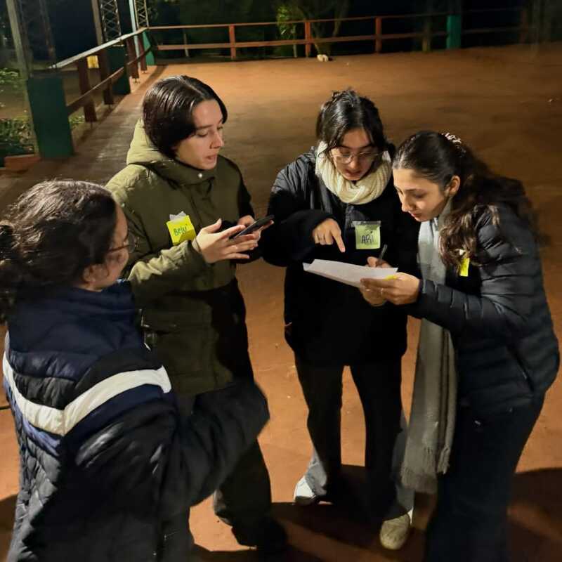 YFU busca familias anfitrionas en Posadas para un nuevo intercambio cultural 3 En el marco de este programa, en agosto arribará a Posadas Emily, una joven alemana de 18 años que participará en un proyecto de voluntariado en una fundación local. YFU busca una familia anfitriona que esté dispuesta a recibirla por 2, 4 o hasta 10 meses.