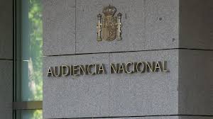 Imanol Arias fue condenado por evasión fiscal en España: admitió haber defraudado 2 millones de euros 2 Imanol Arias fue condenado a 2 años y 2 meses de prisión por evasión fiscal en España. Admitió haber defraudado 2 millones de euros entre 2010 y 2014.