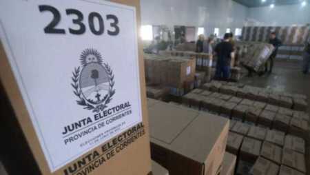 Corrientes: Validan el decreto que prohíbe las “adhesiones materiales” de boletas corrientes