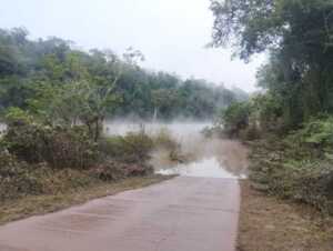 El parque provincial Moconá continuaba cerrado, el arroyo Yabotí tenía 7,60 metros manteniendo el agua sobre el puente. 