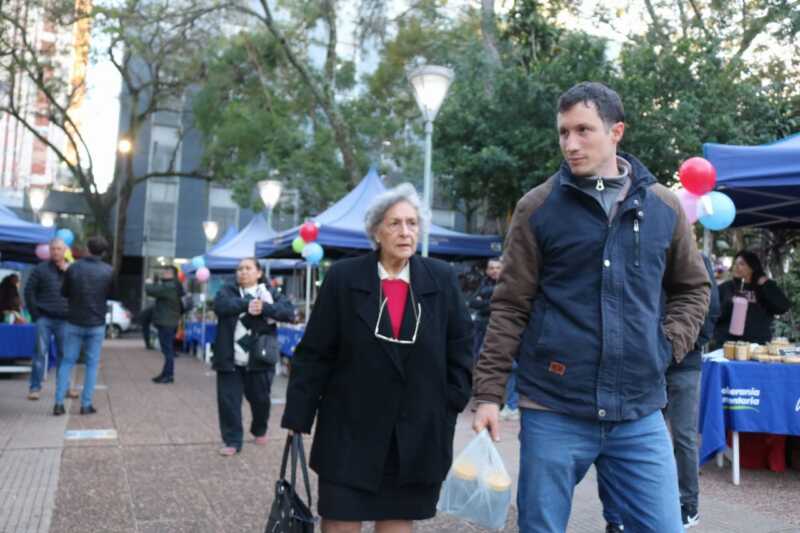 Verduras, carnes y caña con ruda: feriantes ofrecen sus productos en el centro de Posadas 4 feria Posadas productores 3 - 3