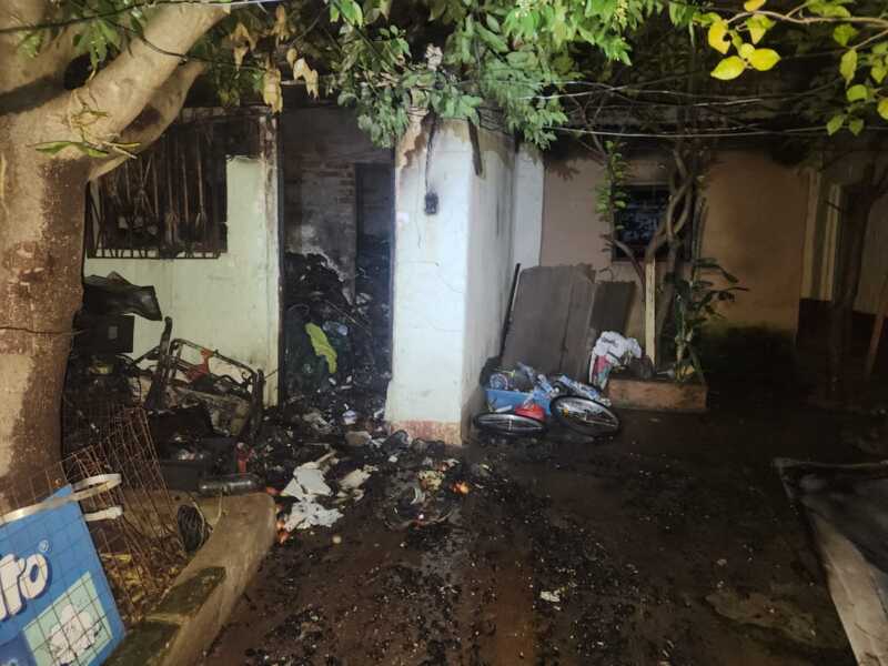 Un hombre murió en el incendio de una vivienda de inquilinato en Posadas 8 inquilinato incendio 2 - 7