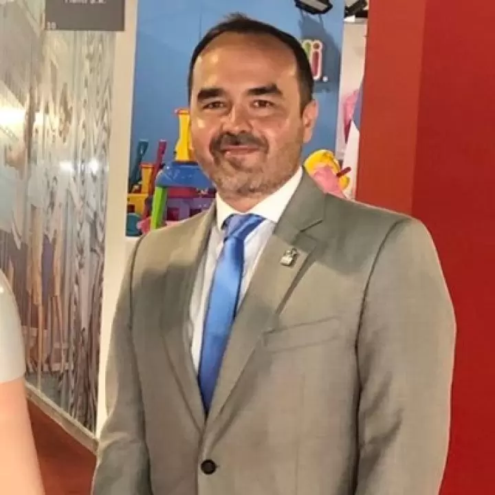 Día del Niño: “El 30% del mercado argentino de juguetes está explicado por maniobras desleales de comercio” 1 Julián Benitez, gerente de Relaciones Institucionales y Comercio Exterior Cámara Argentina de la Industria del Juguete