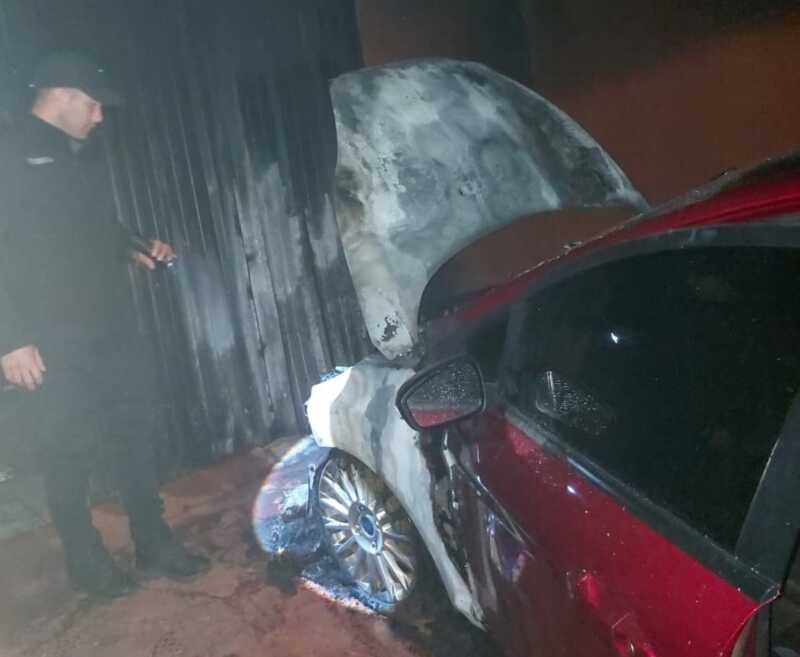 Montecarlo: Se incendió un auto en el barrio Las Orquídeas montecarlo