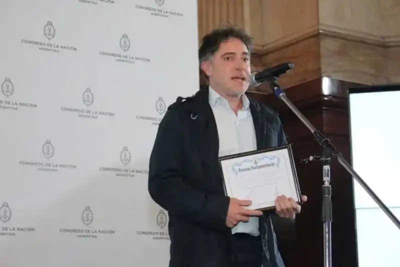 Cuáles son los nominados al Martín Fierro en radio 2025 9 Rodrigo Porto, cronista de Rivadavia y Radio Up