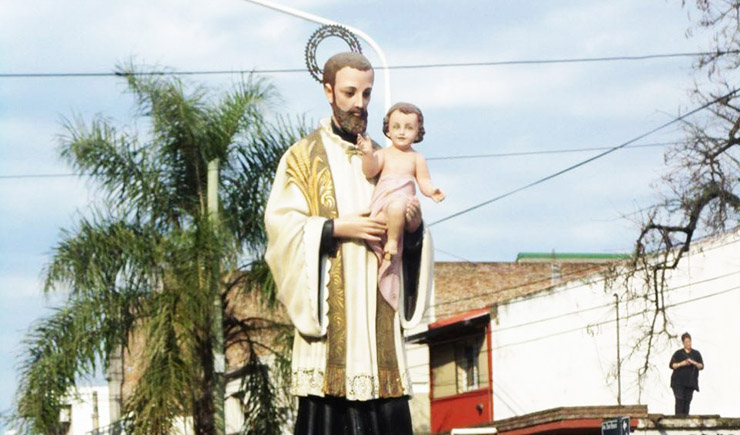 La parroquia San Cayetano de Posadas celebra al patrono del pan y del trabajo con actividades religiosas y culturales hasta el 7 de agosto. Habrá misas, procesión, conciertos y venta de comidas típicas. 