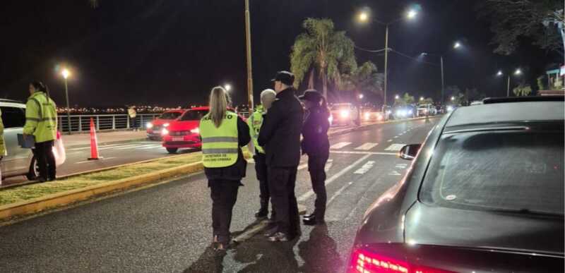 Operativo en Costanera de Posadas: secuestran 20 vehículos y 10 conductores positivo de alcoholemia posadas costanera