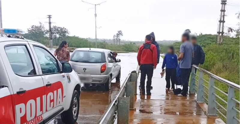 Posadas: Dos adolescentes fueron arrastrados por un arroyo en Itaembé Guazú posadas