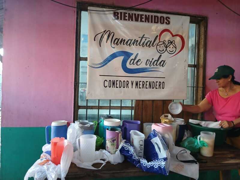 Fuerte crisis en los barrios: más trabajadores acuden a los comedores populares 7 514258160 1302816538511086 4219147594929524473 n 1 - 6