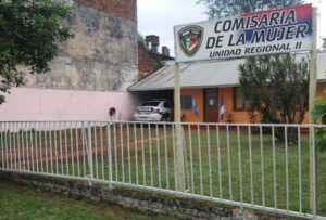 Detienen a gendarme por agredir y amenazar de muerte a su ex en Oberá 4 Comisaria Mujer obera 1 - 3