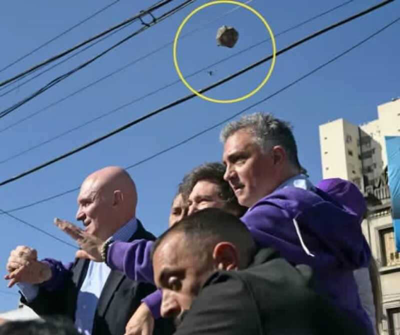 Piedrazos a Milei: “Lamentamos que los jueces pierdan su tiempo con esta jugarreta política” 1 milei lomas de zamora