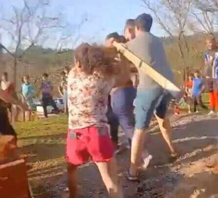 Riña entre mujeres alarma en la Liga de Campo Ramón Imagen de WhatsApp 2025 08 31 a las 12.37.00 c0d00b2c e1756659850922 - 2