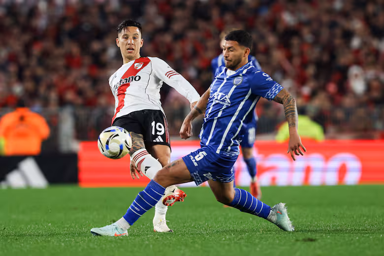 River venció 4-2 a Godoy Cruz y se mantiene como único líder del Grupo B 1 River