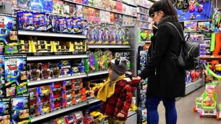 Ventas por el Día del Niño cayeron 5,2% pese al auge del comercio electrónico Ventas