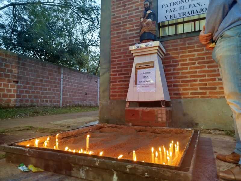 Multitudinaria celebración por San Cayetano: fe, pedidos y reclamos en todo el país 14 WhatsApp Image 2025 08 07 at 07.10.48 - 13