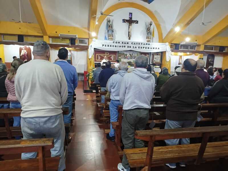 Multitudinaria celebración por San Cayetano: fe, pedidos y reclamos en todo el país 30 WhatsApp Image 2025 08 07 at 07.42.07 - 29