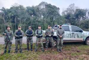 Atrapan a dos cazadores furtivos brasileños en la Reserva de Biósfera Yabotí 2 WhatsApp Image 2025 08 09 at 08.07.58 - 1