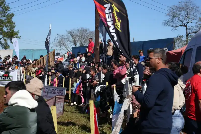 Argentino de Motocross: Eldorado vibró con la 5ta fecha y más de 7.000 personas 16 WhatsApp Image 2025 08 10 at 21.32.43 2 - 15