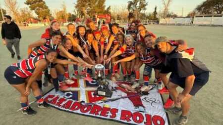 Cazadores Rojo se subió al podio en el Nacional de mami’s hockey Cazadores mamis hockey