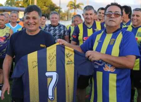 Bartolomé Mitre despide a Fermín González, gloria del club Mitre