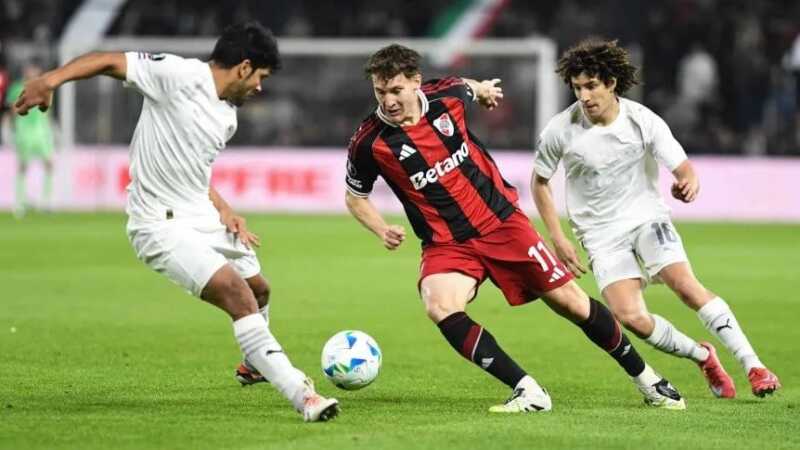 Copa Libertadores: River empató sin goles ante Libertad y definirá la serie en el Monumental River