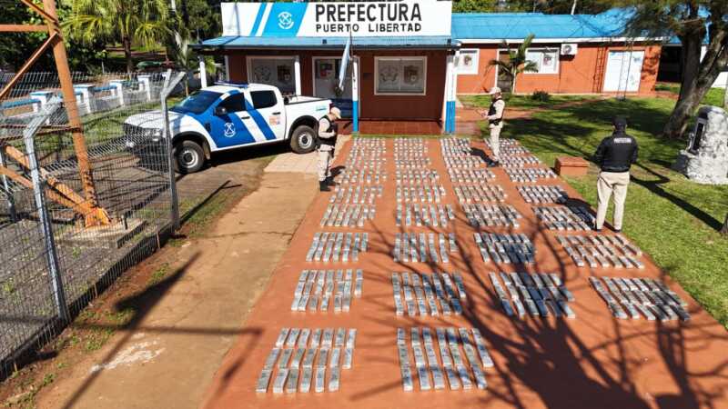 Prefectura incautó más de 500 kilos de droga en un operativo en Misiones 2 WhatsApp Image 2025 08 18 at 09.30.17 - 1